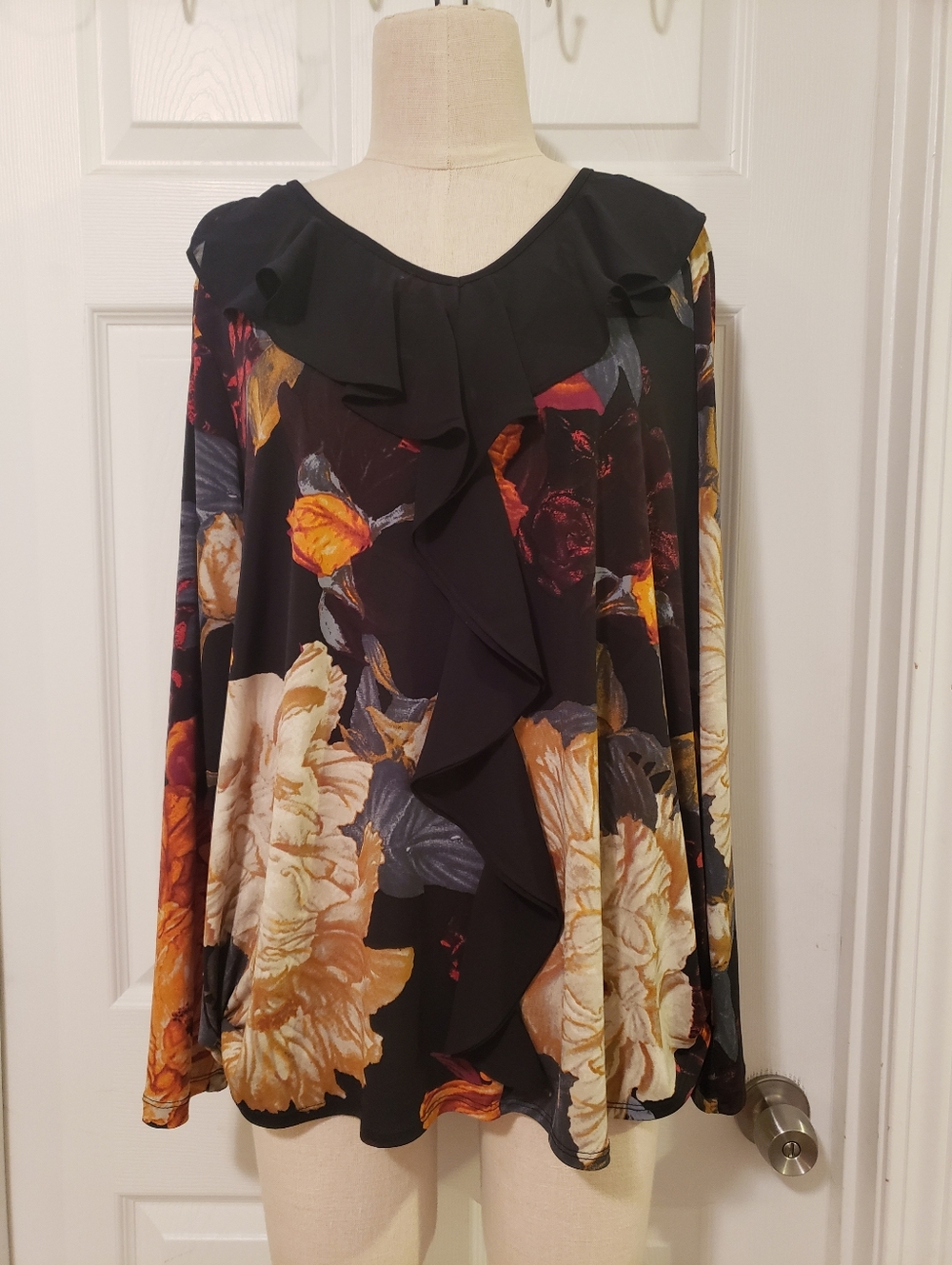 Black Floral Ruffle Front Blouse Size 2XL